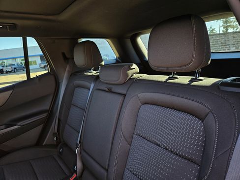 New 2026 Chevrolet Equinox LT image 24