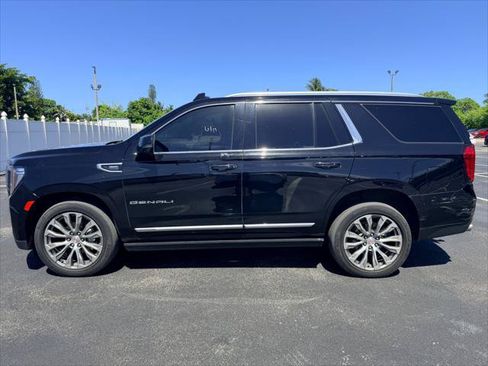 Used 2021 GMC Yukon Denali w/ Denali Premium Package RWD image 6