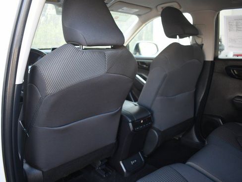 Certified 2025 Toyota Highlander LE AWD/4WD image 21
