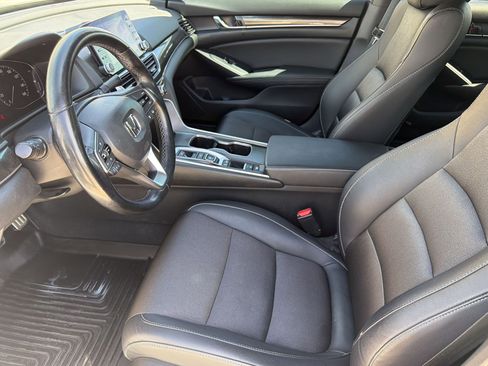 Used 2020 Honda Accord Sport image 5