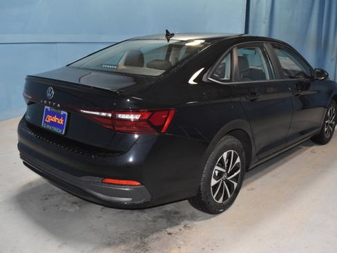 New 2026 Volkswagen Jetta S image 21