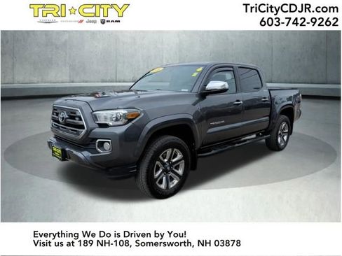 Used 2016 Toyota Tacoma Limited w/ Towing Package image 1