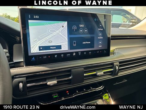 Certified 2024 Lincoln Corsair AWD w/ Equipment Group 101A image 18