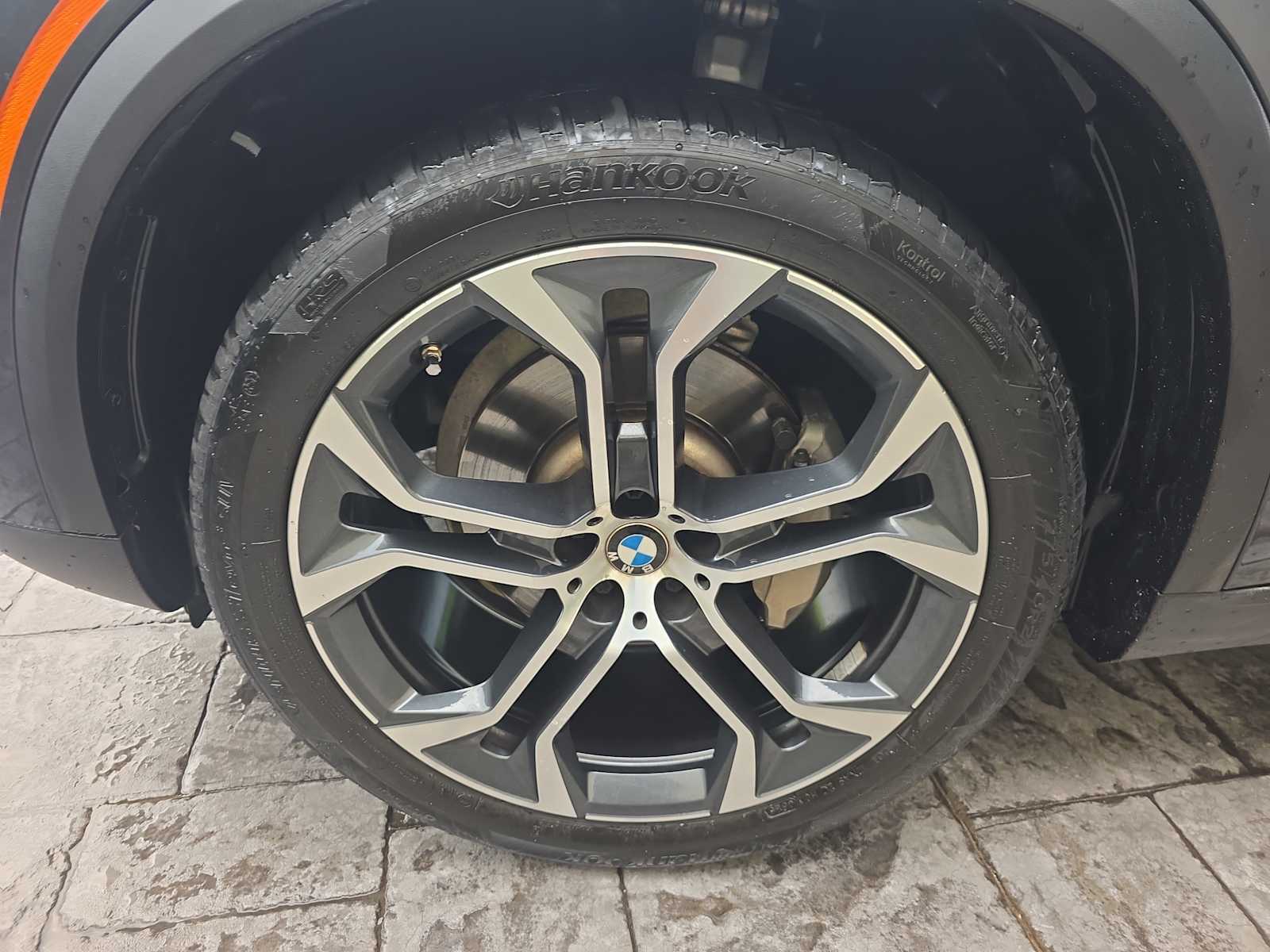 Used 2022 BMW X5 sDrive40i w/ Premium Package RWD image 8