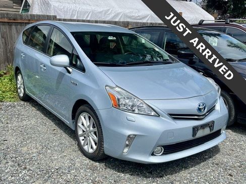 Used 2014 Toyota Prius V Five FWD image 1