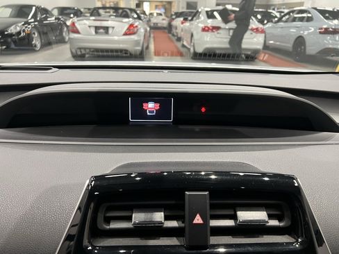 Used 2017 Toyota Prius Four image 45