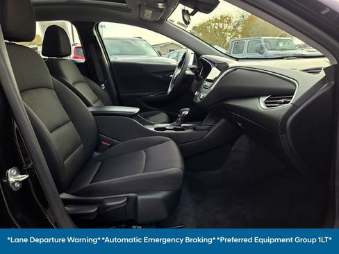 Used 2024 Chevrolet Malibu LT image 9