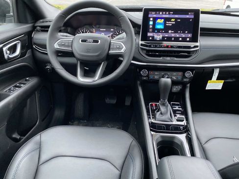 New 2026 Jeep Compass Limited image 8