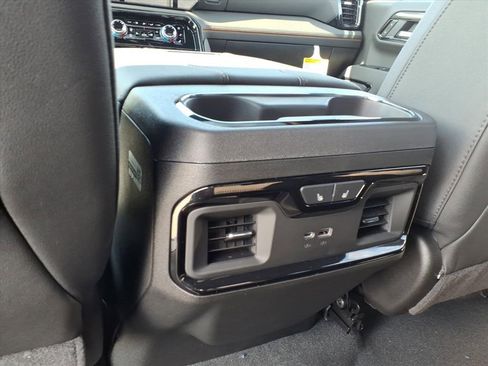 New 2026 GMC Sierra 2500 AT4 w/ AT4 Premium Plus Package image 8