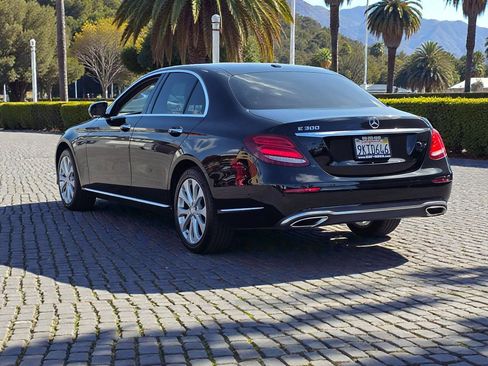 Used 2017 Mercedes-Benz E 300 image 5