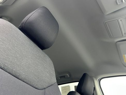 New 2025 Ford Maverick XL w/ Equipment Group 101A image 17