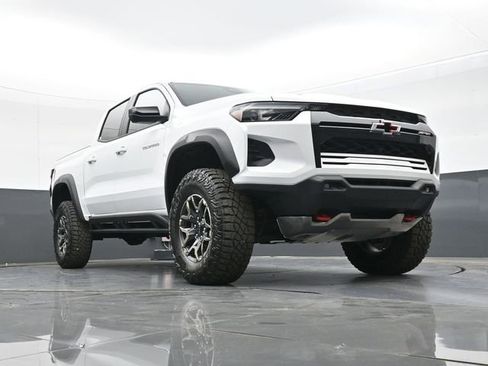 New 2026 Chevrolet Colorado ZR2 w/ Technology Package AWD/4WD image 53