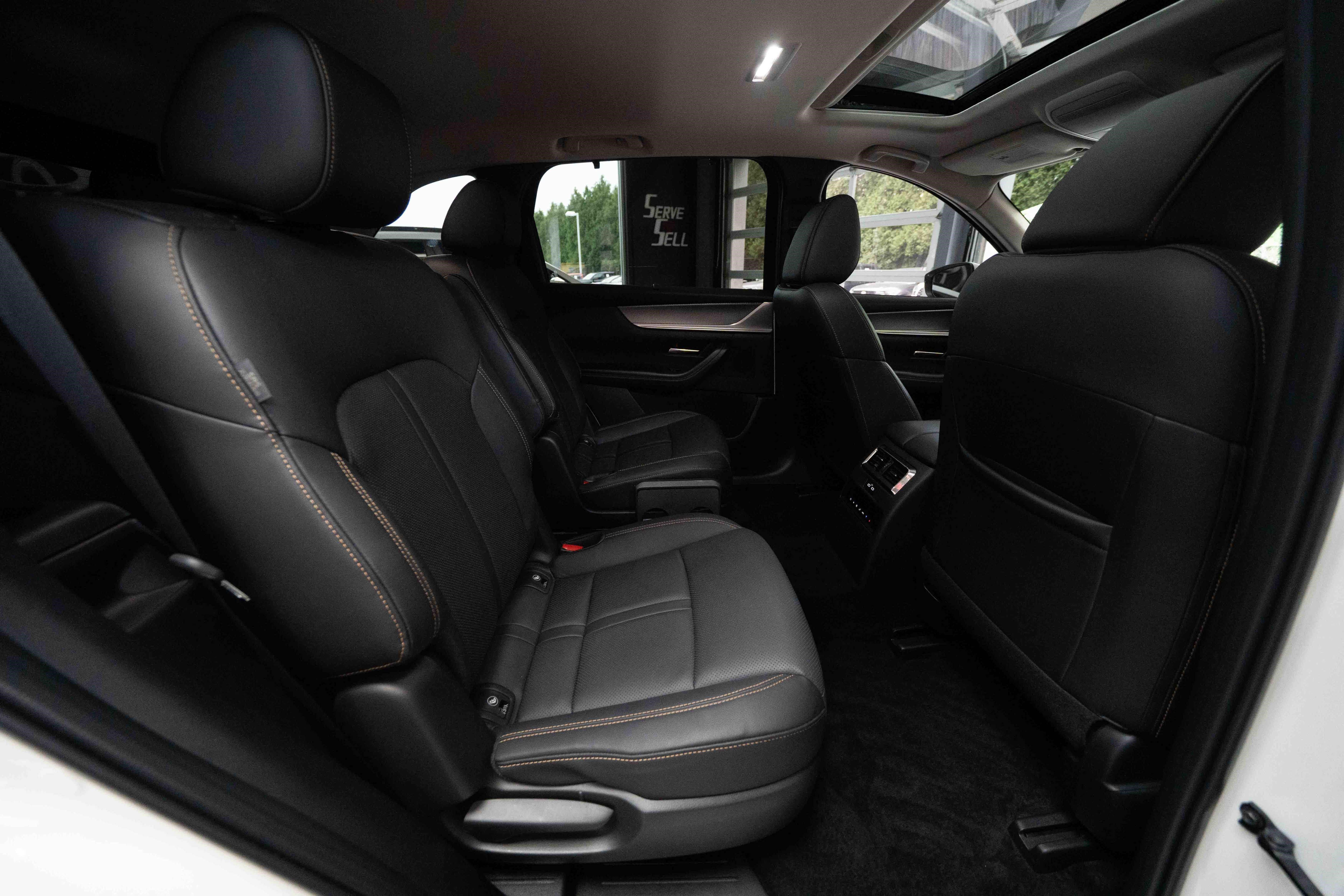 Used 2024 MAZDA CX-90 Plug-In Hybrid w/ Preferred AWD/4WD image 25