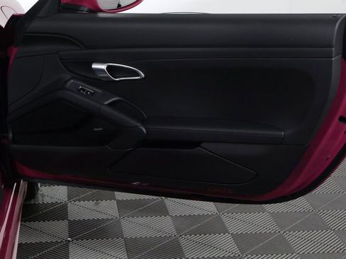 Used 2024 Porsche 718 Boxster S RWD image 12