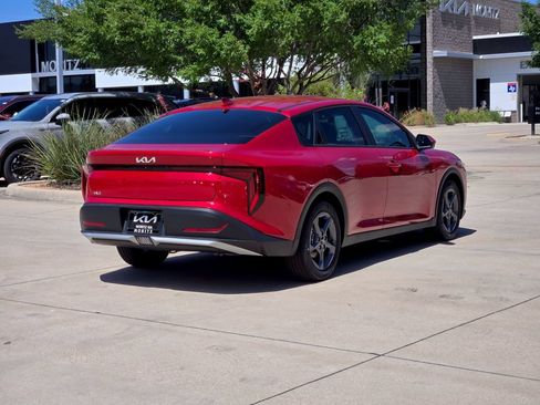 New 2026 Kia K4 FWD image 4