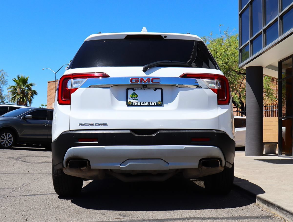 Used 2020 GMC Acadia SLT w/ LPO, Cargo Package FWD image 12