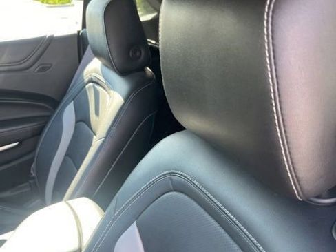Used 2017 Chevrolet Camaro LT RWD image 10