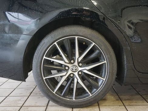 Used 2022 Toyota Camry SE w/ Convenience Package image 10