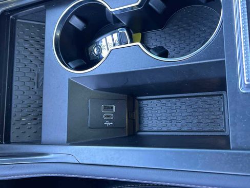 Used 2024 Lincoln Nautilus Reserve w/ Equipment Group 202A image 43