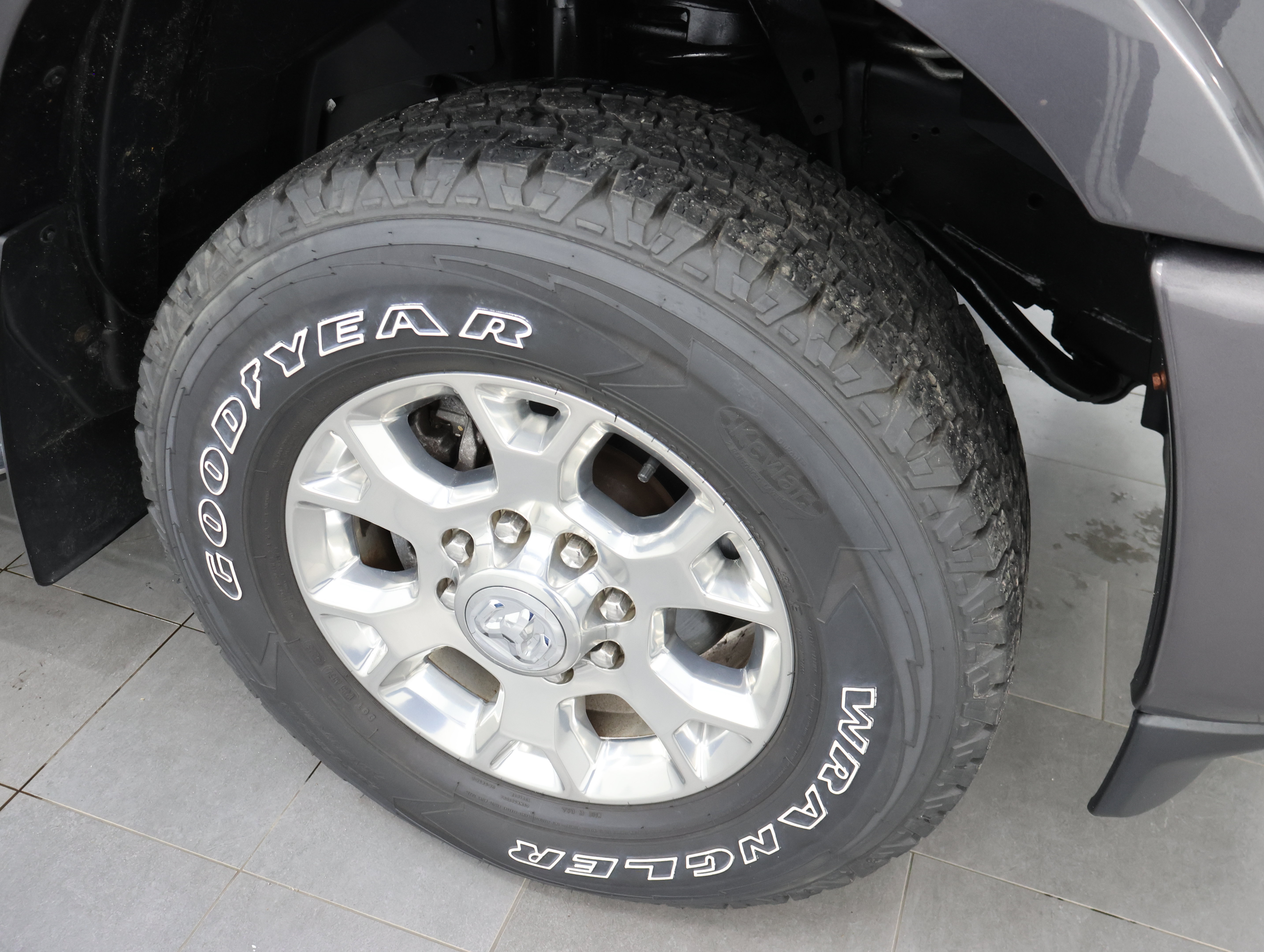 Used 2019 RAM 3500 Laramie AWD/4WD image 3