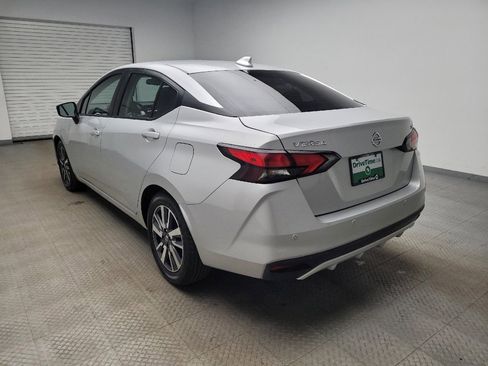 Used 2021 Nissan Versa SV image 5