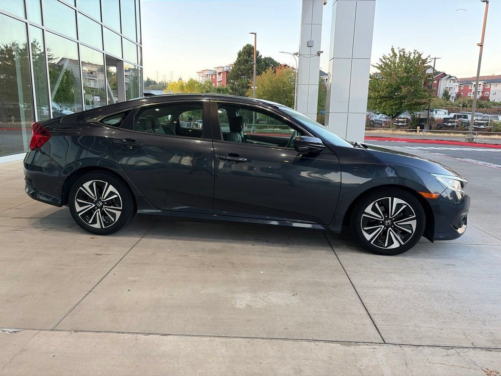 Used 2016 Honda Civic EX-T image 4
