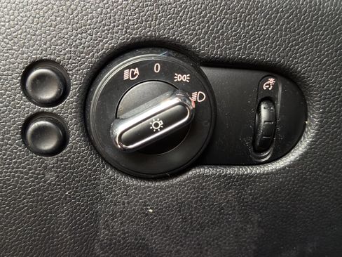 Used 2019 MINI Cooper S FWD image 26