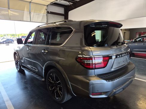 Used 2022 Nissan Armada Platinum AWD/4WD image 4