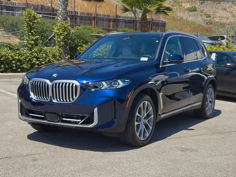 New 2026 BMW X5 sDrive40i w/ Premium Package RWD image 3