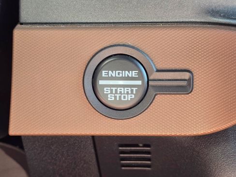 Used 2024 Ford Bronco Outer Banks w/ Sasquatch Package AWD/4WD image 20