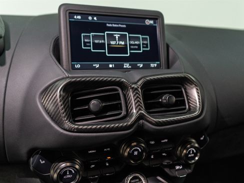 Used 2023 Aston Martin V8 Vantage Coupe RWD image 76