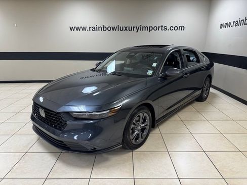 Used 2023 Honda Accord EX image 3
