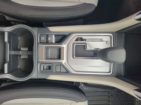 Certified 2024 Subaru Forester AWD/4WD image 16