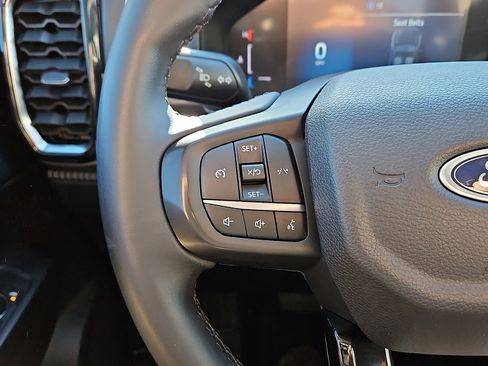 Used 2024 Ford Ranger XLT w/ FX4 Off-Road Package image 18