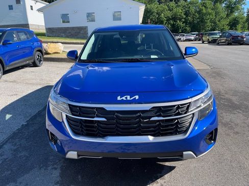 Used 2024 Kia Seltos LX AWD/4WD image 4