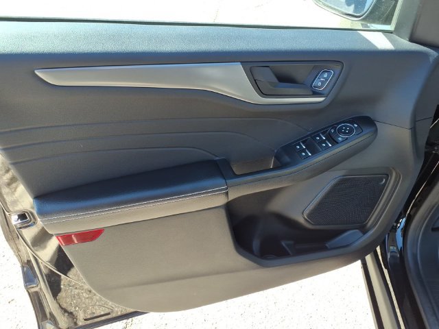 Certified 2023 Ford Escape Active AWD/4WD image 11