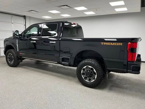 Used 2024 Ford F350 Platinum w/ Tremor Off-Road Package AWD/4WD image 7