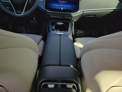 Certified 2025 Mercedes-Benz E 450 4MATIC Sedan image 16