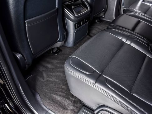 Used 2024 Lincoln Navigator Premiere AWD/4WD image 20