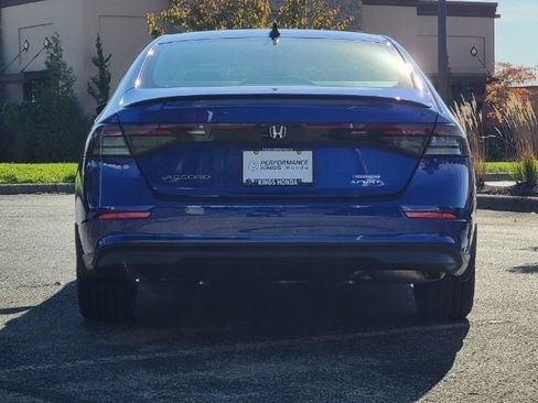 Used 2024 Honda Accord Sport image 29