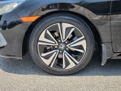 Used 2017 Honda Civic EX-T image 9