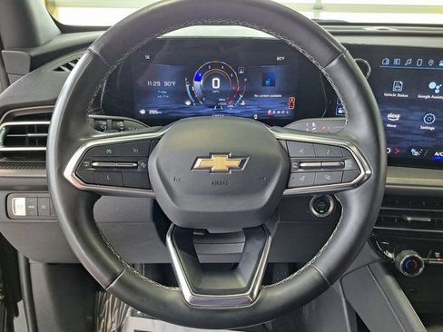 Used 2024 Chevrolet Traverse LT FWD image 10