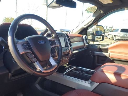 Used 2019 Ford F250 Platinum w/ Platinum Ultimate Package image 17
