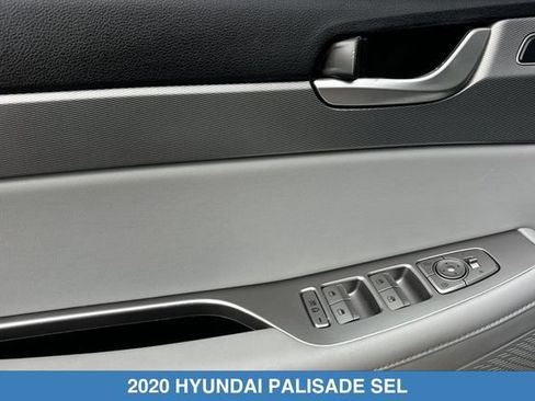 Used 2020 Hyundai Palisade SEL w/ Premium Package FWD image 12