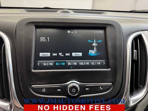 Used 2018 Chevrolet Equinox LT image 22