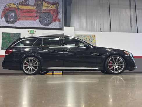 Used 2015 Mercedes-Benz E 63 AMG S-Model image 53