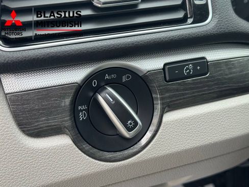 Used 2018 Volkswagen Passat 2.0T SE image 23