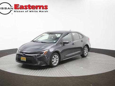 Used 2023 Toyota Corolla LE w/ Carpet Mat Package (TMS) FWD image 50