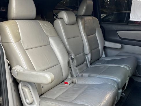 Used 2012 Honda Odyssey EX-L image 17