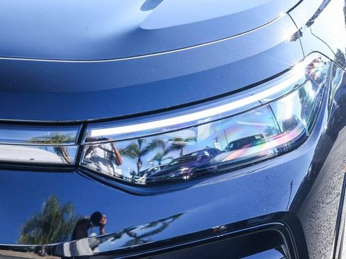 New 2026 Volkswagen Tiguan SE R-Line image 15